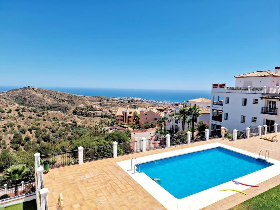 Las Palmeras Seaviews Mijas Eksteriør bilde