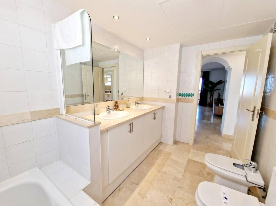 Las Palmeras Seaviews Mijas Eksteriør bilde
