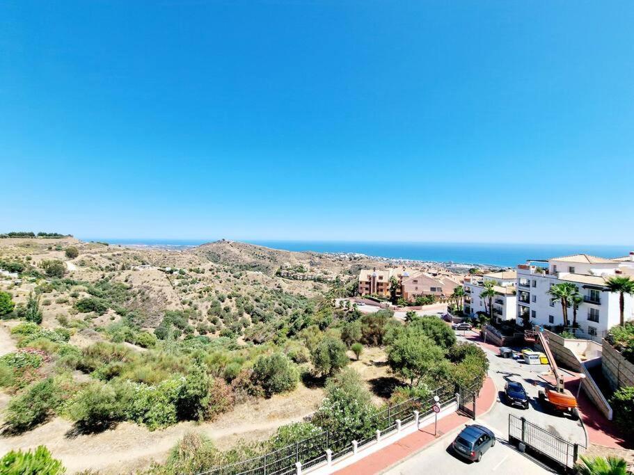 Las Palmeras Seaviews Mijas Eksteriør bilde
