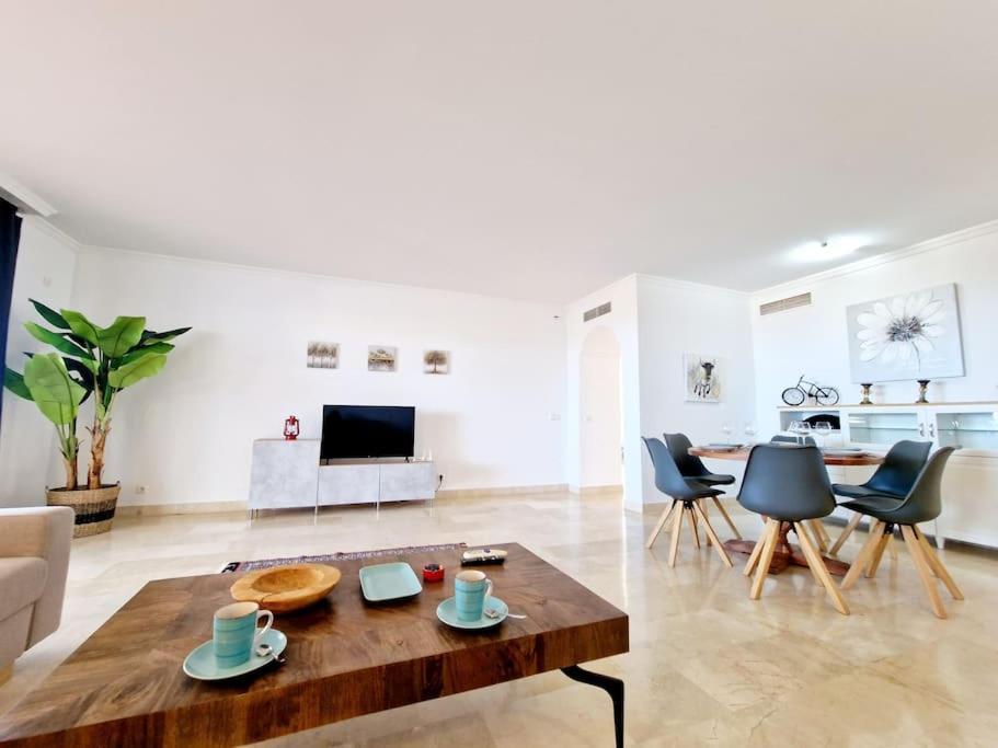 Las Palmeras Seaviews Mijas Eksteriør bilde