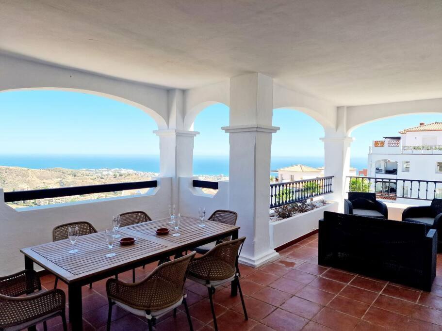 Las Palmeras Seaviews Mijas Eksteriør bilde