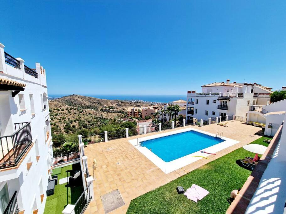 Las Palmeras Seaviews Mijas Eksteriør bilde
